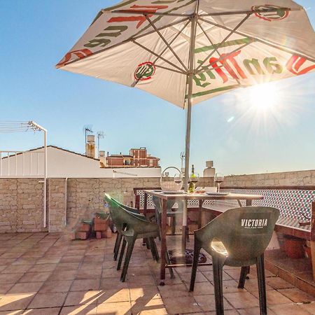 Stunning Home In Mlaga With 2 Bedrooms And Wifi Малага Экстерьер фото