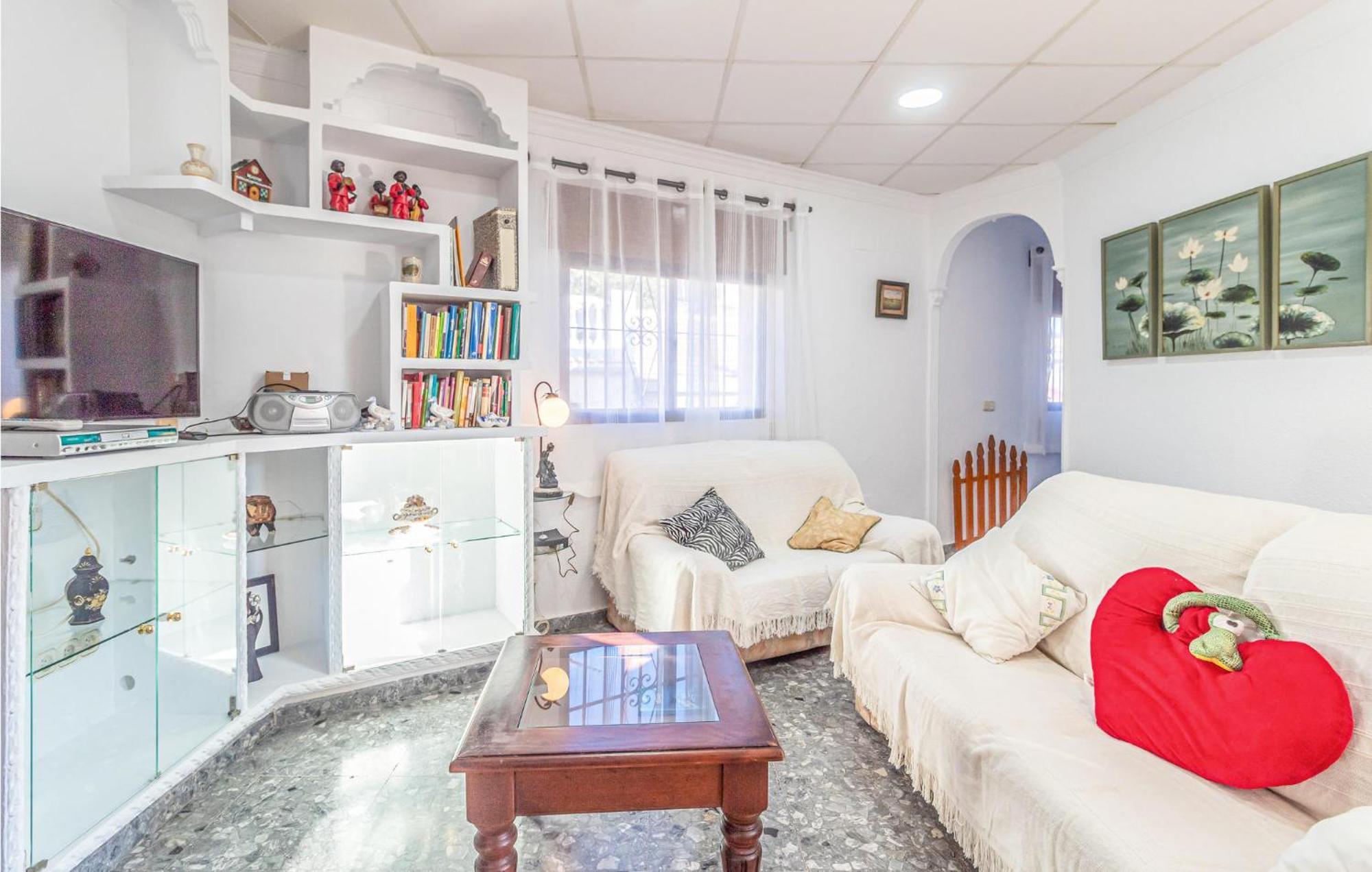 Stunning Home In Mlaga With 2 Bedrooms And Wifi Малага Экстерьер фото