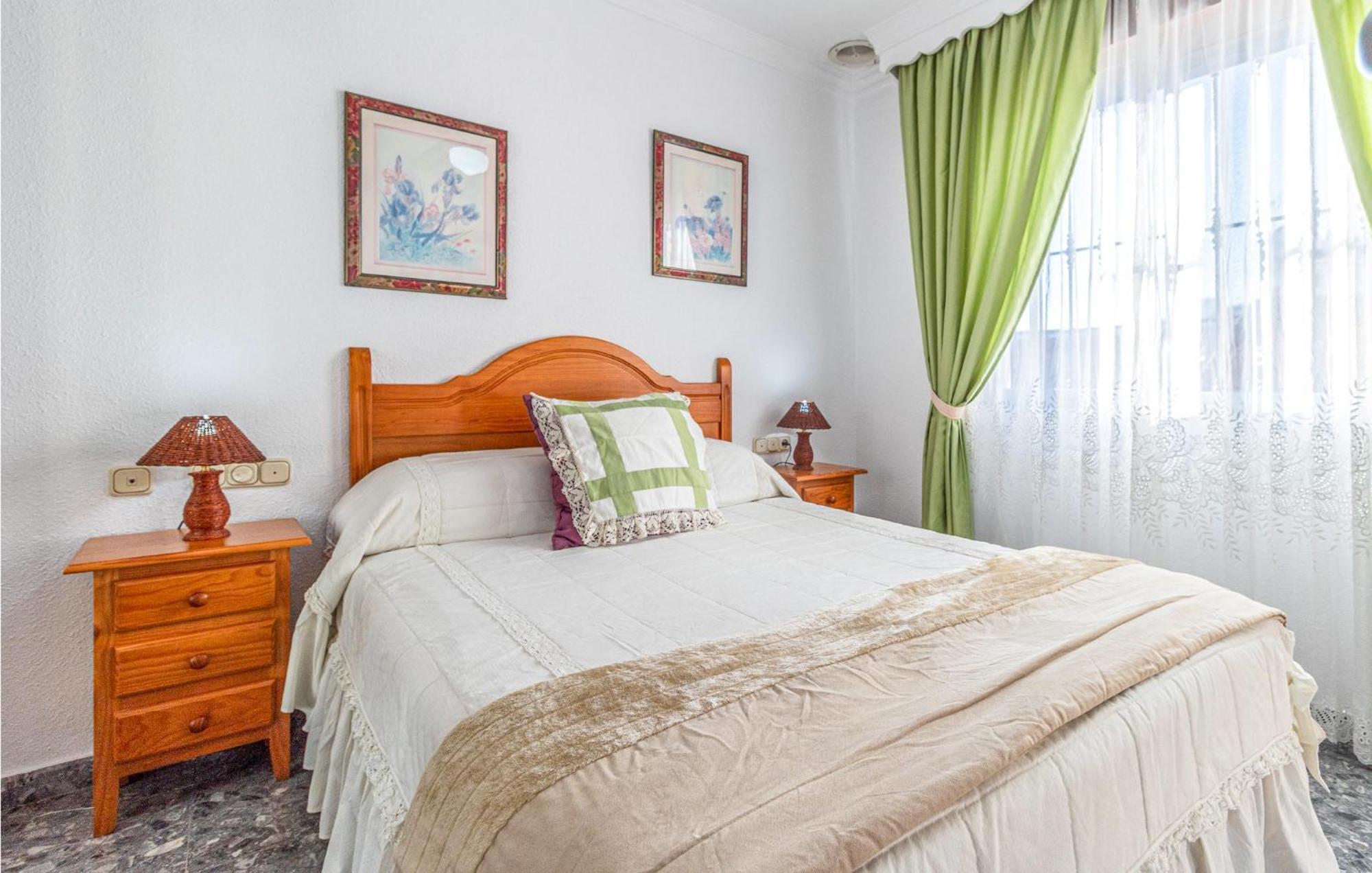 Stunning Home In Mlaga With 2 Bedrooms And Wifi Малага Экстерьер фото